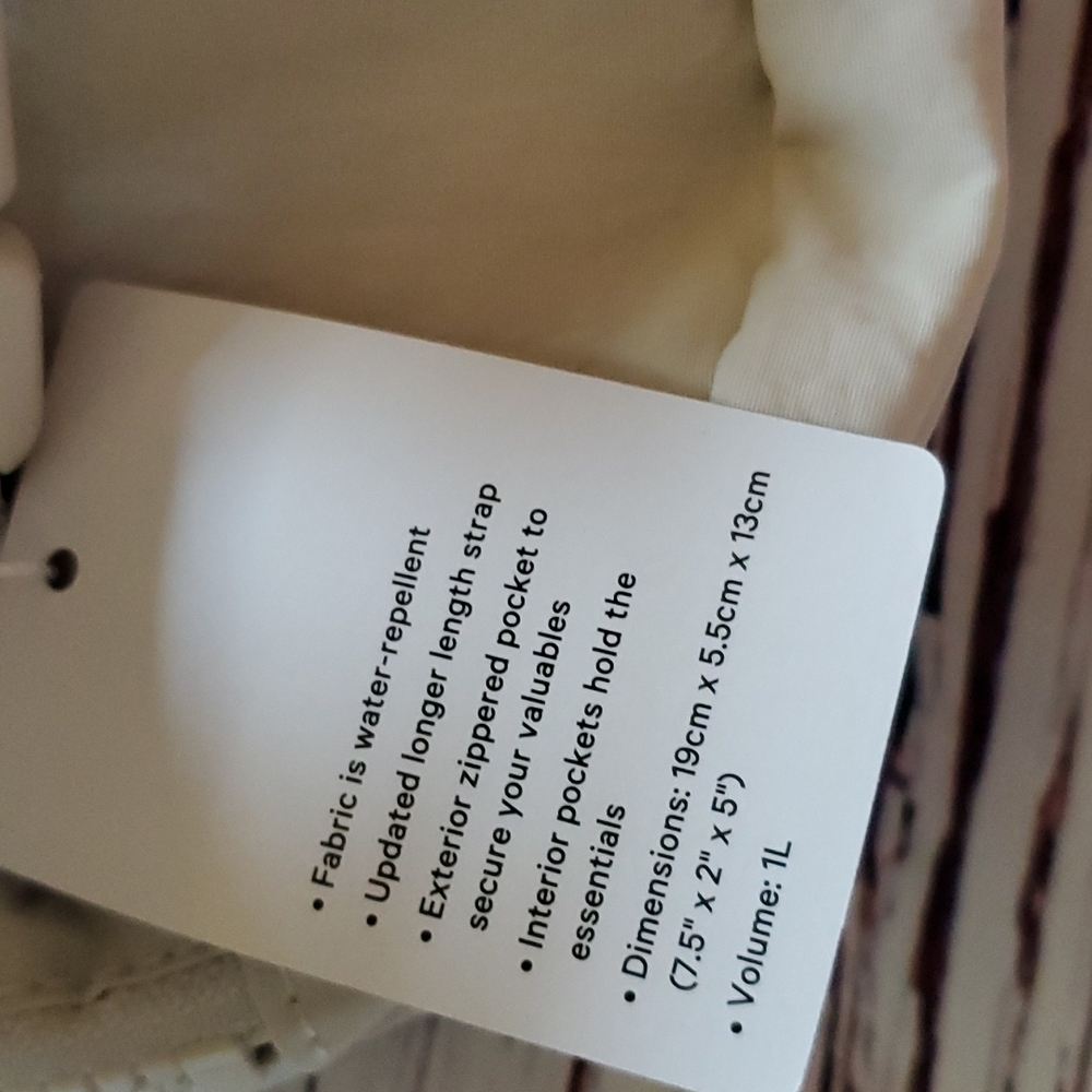 🆕️ LULULEMON EVERYHERE BELT BAG - WHITE OPAL - Picture 14 of 14